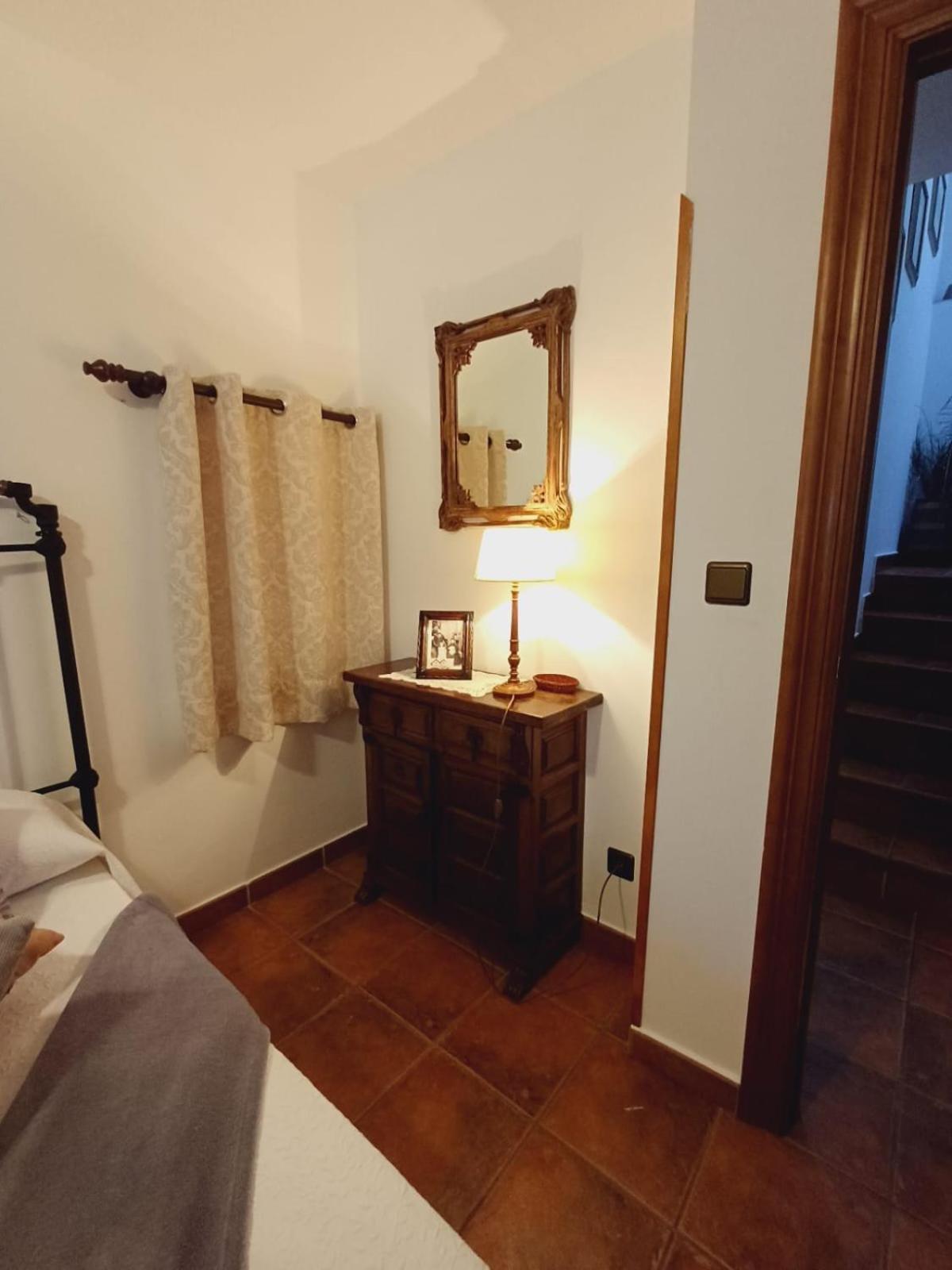 El Portal Del Abuelo Apartment Arenas De Cabrales Exterior photo